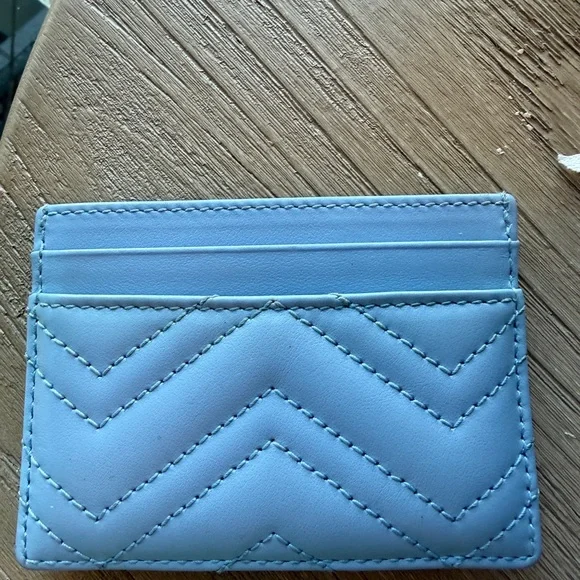 Gucci Baby Blue Leather Card Holder - Picture 2 of 13